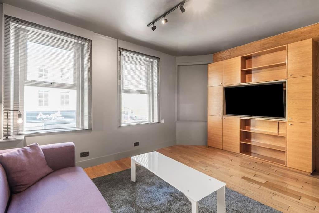 Spacious Home On Chapel Market ロンドン エクステリア 写真