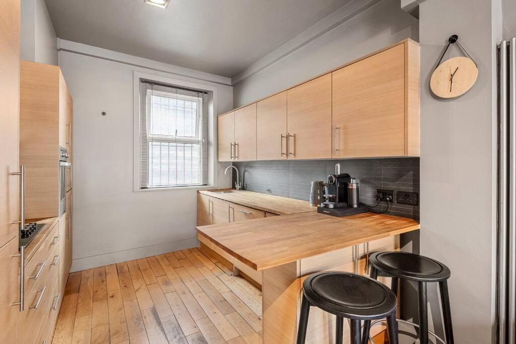 Spacious Home On Chapel Market ロンドン エクステリア 写真