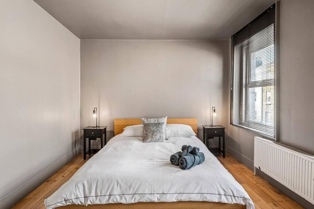 Spacious Home On Chapel Market ロンドン エクステリア 写真